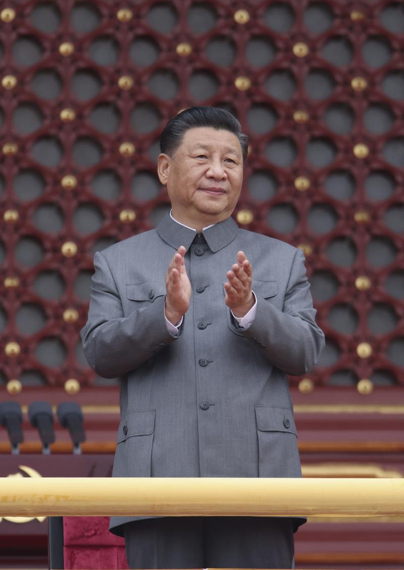 　　2021年7月1日，庆祝中国共产党成立100周年大会在北京天安门广场隆重举行。中共中央总书记、国家主席、中央军委主席习近平发表重要讲话。这是习近平在天安门城楼上。 新华社记者 庞兴雷/摄